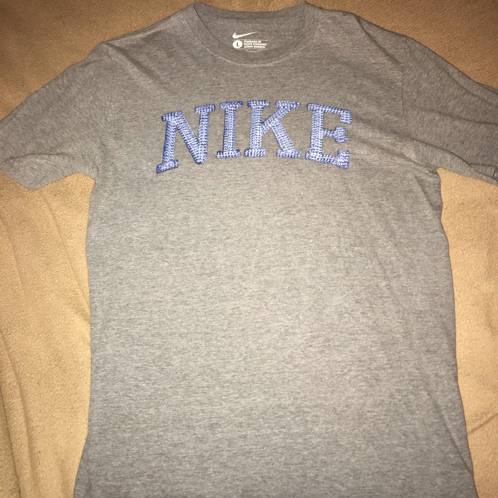 Grey Men’s Nike Shirt